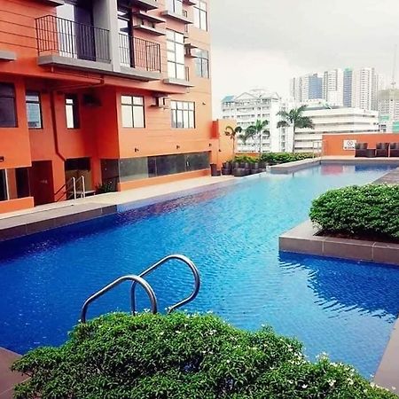 12 -A Portovita North Tower Quezon City Exterior photo
